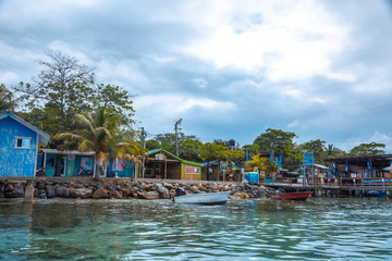 Roatán, Honduras »; January 2020: Small shops in West End on Roatán Island
