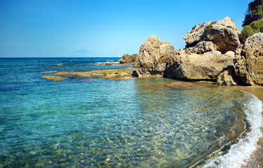 Obraz premium Desert bay by coast of sea in Greece, west Peloponnese