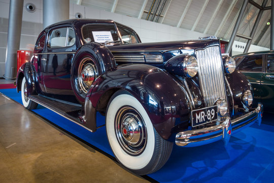 STUTTGART, GERMANY - MARCH 18, 2016: Luxury car Packard Eight Coupe, 1932. Europe's greatest classic car exhibition "RETRO CLASSICS"
