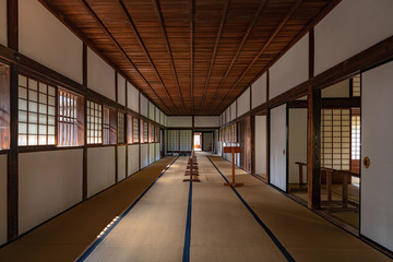 水戸 弘道館 正庁の長廊下