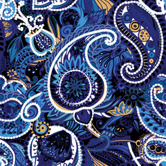 Original traditional oriental vintage paisley pattern in a modern version.