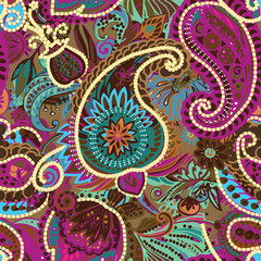 Original traditional oriental vintage paisley pattern in a modern version.