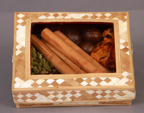 Spice gift box palm leaf box