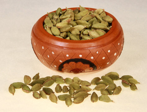 Cardamom in clay pot