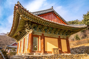 Obraz premium Scenery of Jeondeungsa Temple