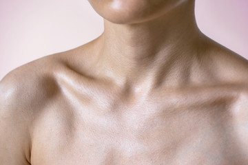 Woman clavicles and neck - obrazy, fototapety, plakaty