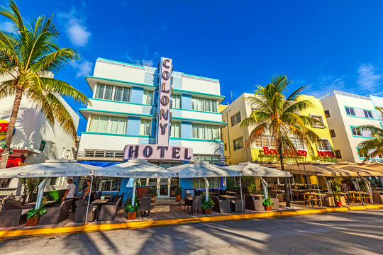  Colony Hotel  At  Ocean Drive In South Beach