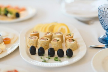 pancake rolls with olives