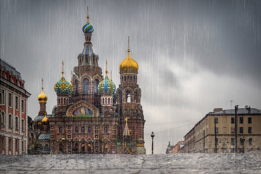 Rainy day with a view of the Church of the Savior on spilled Blood in St. Petersburg.