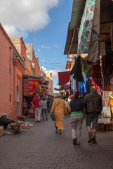 Straßenszene im Souk, Medina, Marrakesch
