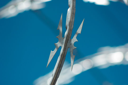 Detalle de alambre de puas 