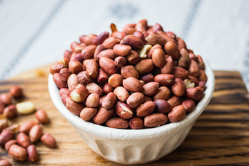 Roasted peanuts or groundnut legume edible seeds.