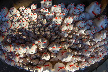 招き猫のイメージ（東京・豪徳寺）