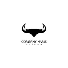 Obraz premium Bull horn logo and symbol template icons app