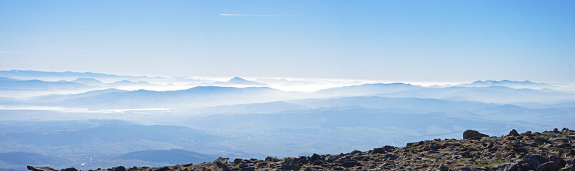 Panorama gór Tatr Karpat ze szczytu Babiej Góry