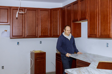 Installing laminate kitchen counter top