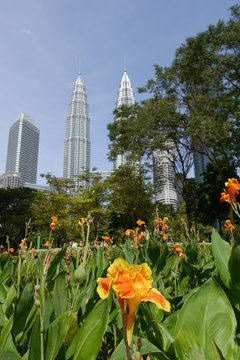 KLCC Park und Petronas Towers in Kuala Lumpur