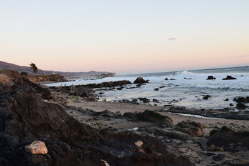 Fototapeta na wymiar Sunset at Carpinteria Beach
