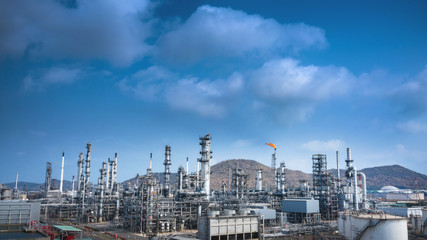 Obraz premium Oil refinery industry, Aerial view of petrochemical plant,Thailand 4.0