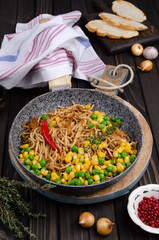 Fried pasta with minced meat