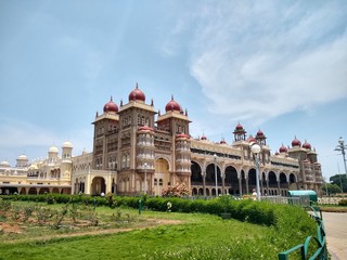 Fototapeta na wymiar mysore palace