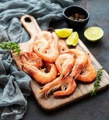 Shrimps served with lemon