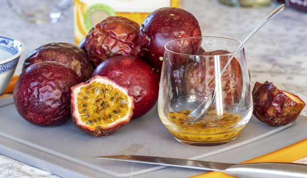 Fruchtbowle Bilder – Durchsuchen 2,093 Archivfotos, Vektorgrafiken und ... Fruchtbowle Bilder – Durchsuchen 2,093 Archivfotos, Vektorgrafiken und ...