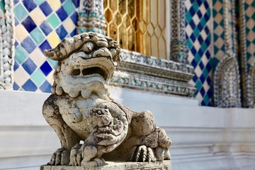 Fototapeta na wymiar lion statue in thai temple