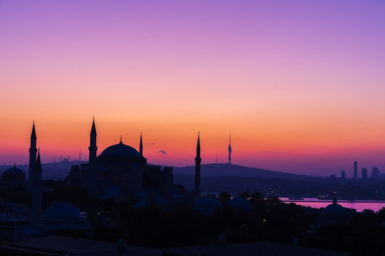 Hagia Sophia Museum, sunrise silhouette, Istanbul, Turkey