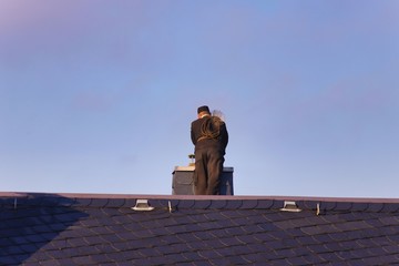 Schornsteinfeger - aufs Dach steigen