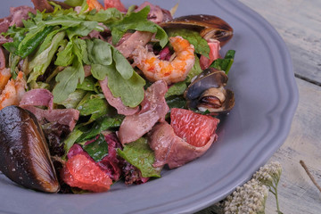 salad with seafood and vegetables