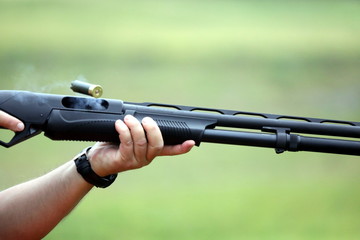 Shotgun with ejecting cartridge