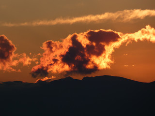 Paesaggio con tramonto