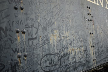 Obraz premium graffiti on an abandoned train engine