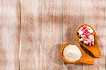 Collagen powder, Proline and MSM (Sulfur) capsules. Supplements to support collagen production.