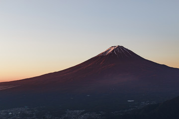 Fototapeta premium Mt. Fuji taken from Shindo Pass: Beni-Fuji