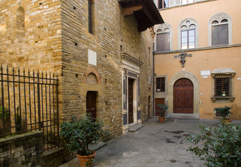 Fototapeta na wymiar Italia, Toscana, Firenze, piazza del Limbo e chiesa.