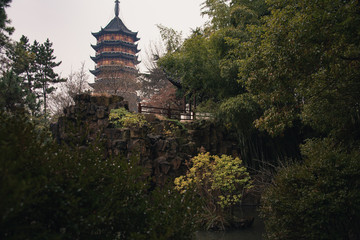 Beisi Pagoda(Beisi Ta) is a chinese pagoda built during 1368–1644 and located at Bao'en Temple in Suzhou,Jiangsu,China.