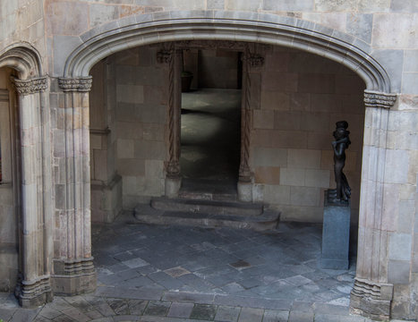 Arquitectura medieval del palacio de la generalidad de catalu&ntilde;a