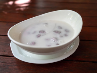 Bua Loy Taro Balls, Taro Balls in Coconut Cream or Coconut Milk, Bua Loi Phuak