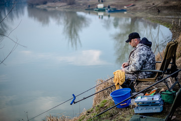 A men fishing on river