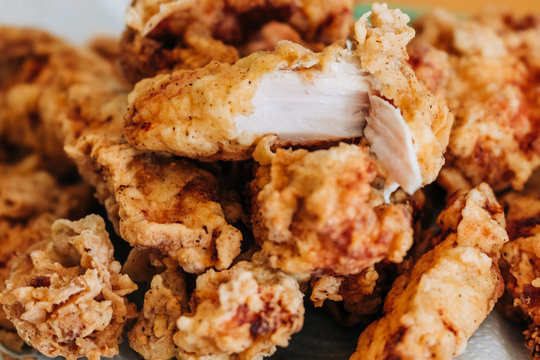 Close-up Of Crispy And Juicy Fried Chicken On A Plate. 