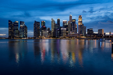 Fototapeta na wymiar Singapore skyscrapers at magic hour
