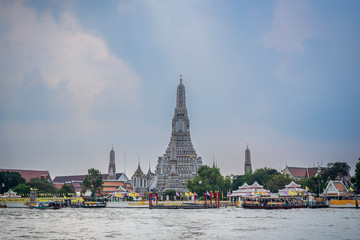 Wat Arun, Temple of Dawn the landmark of Thailand.