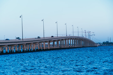 Obraz premium Bridge over the peace river at Punta Gorda and Port Charlotte