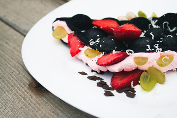 Hong Kong waffles in a plate on the table