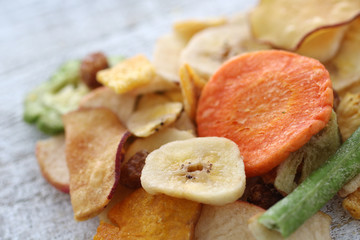 野菜と果物のチップス