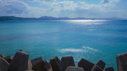 海とテトラポット