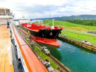 Fototapeta na wymiar View of Panama Canal from cruise ship