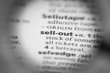 Fototapeta premium Word or phrase sell-out in a dictionary.